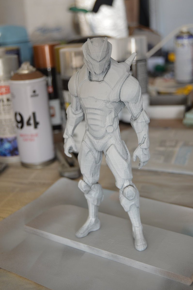 14StudioMaker's tweet photo. Figura de la armadura OMEGA de Fortnite. 22cm de altura. Fase 1: lijado a conciencia y primeras capas de imprimación. #maker #impresion3d #3dprint #fortnite #fortniteomega https://t.co/RkQdDRI4AK