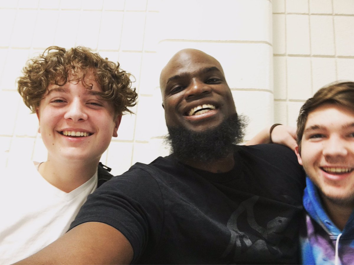 andrewparkerAGP's tweet photo. These bros told me to workout today! Thanks for the motivation! @melazerte  @LaZerteLeaders https://t.co/ugD6M30s14