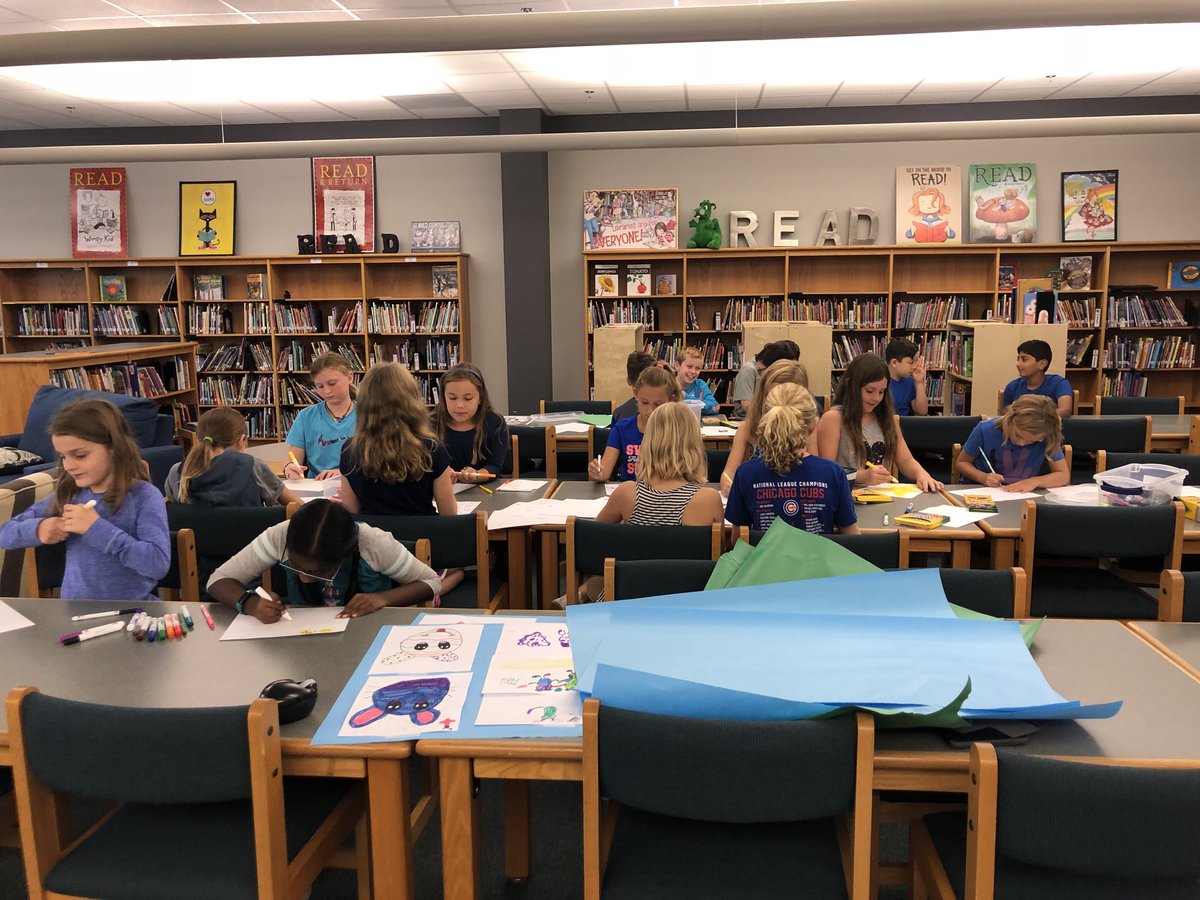SherrieEmbry's tweet photo. These fourth grade creations encourage unity and prevent bulling. Thank you Mrs. McCormack!
#DragonsGoBlue @oldunionES @AnneDavisOUES @jodibmccormack https://t.co/quZ3dmvGjL