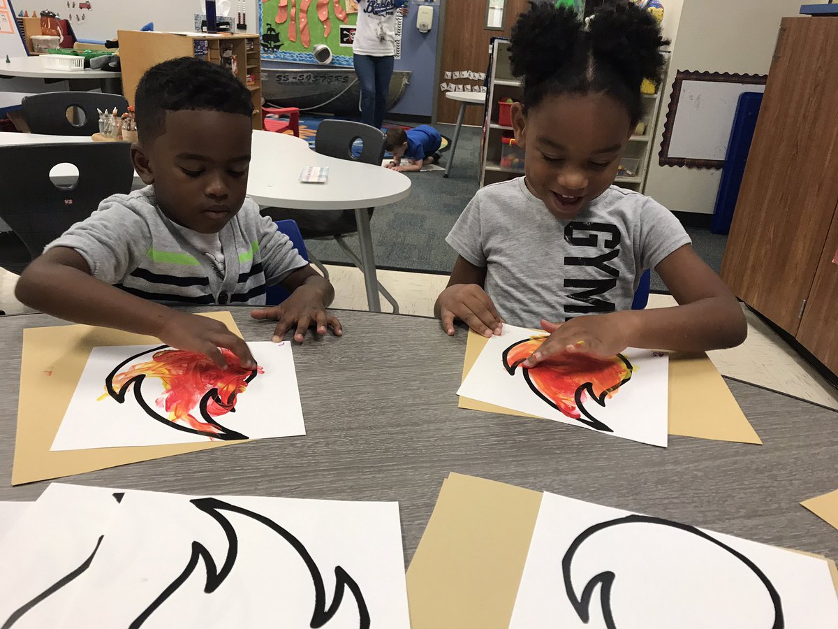 SchmidtShannan's tweet photo. Fire safety week!
Mixing yellow and red to create orange. #Misdproud
#Baxterprek https://t.co/QHTM7dMHhD