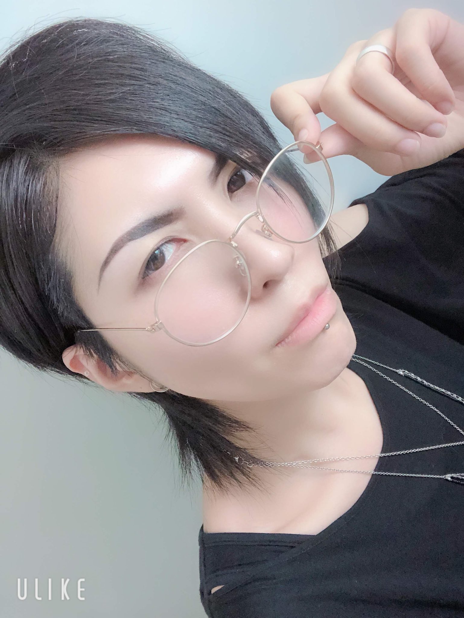 山田 メガネ Jin Resty ｲｹﾒｶﾞﾈﾝ ｽｯ 拝むポーズ Twitter