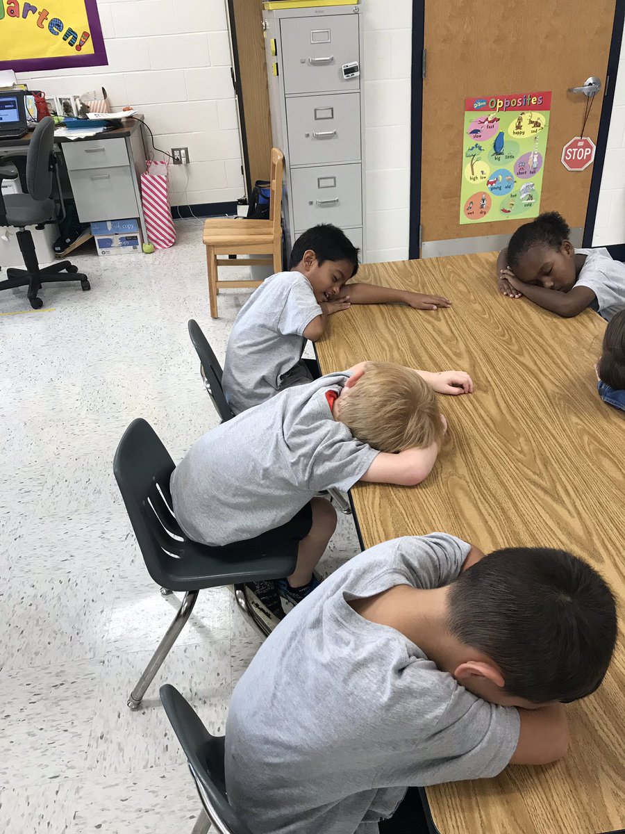 KinderFunwithPeng tweet media