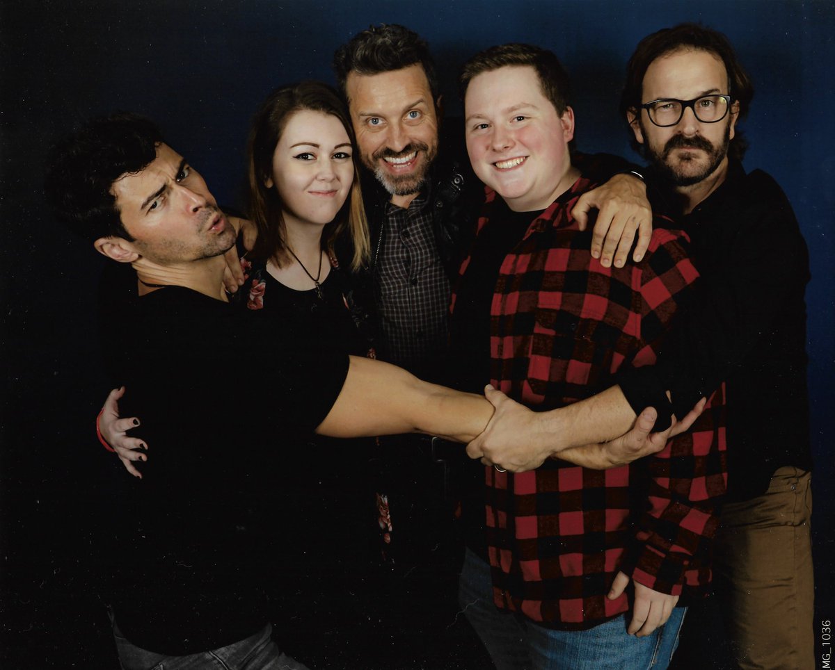 syd_exe's tweet photo. The coolest people in the world!! Love you guys, so nice meeting you!! 💖💖 @mattcohen4real @RobBenedict @dicksp8jr #SPNNJ https://t.co/IrjSisRjMt