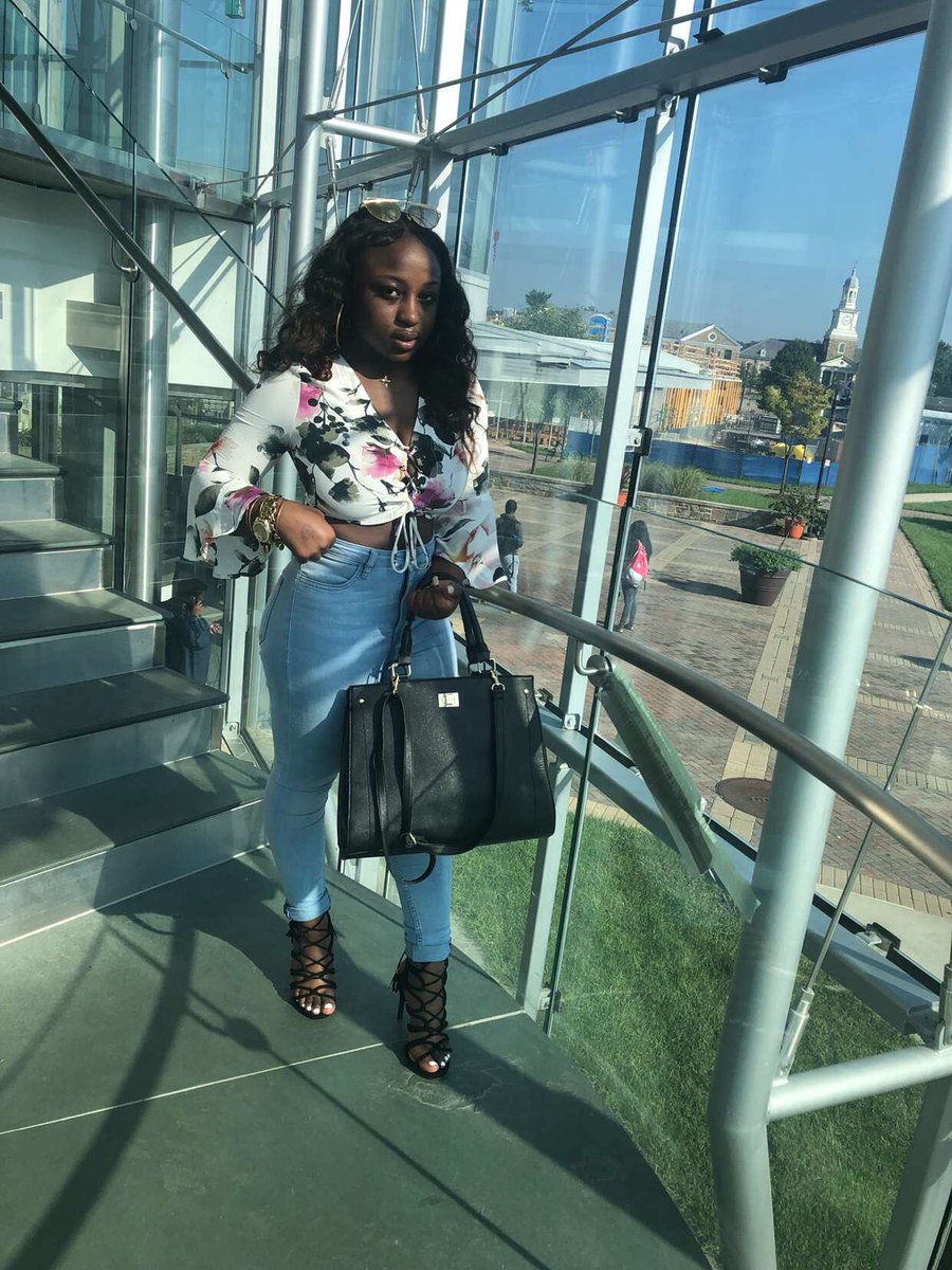 jorluxx's tweet image. I wouldn’t be me if I wasn’t on my sh*💖 #msuhomecoming #bdayweek