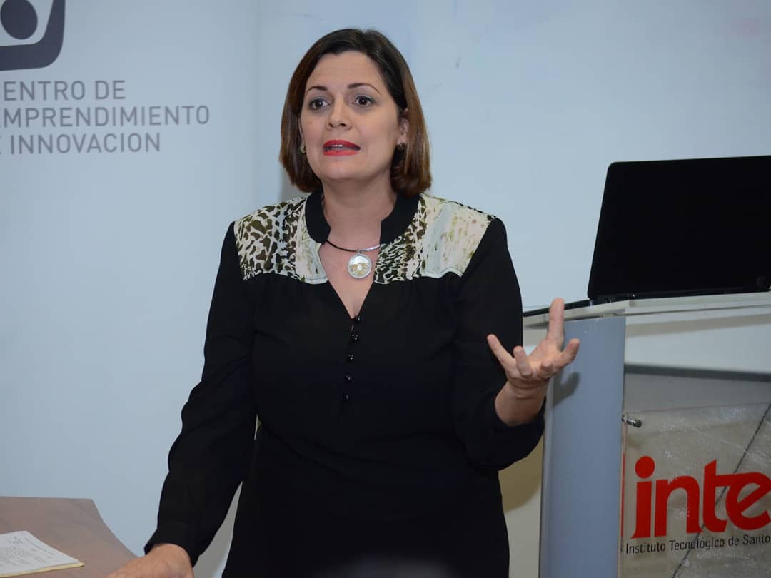 ceiintec's tweet photo. Reunión introductoria a INTEC Emprende 2018-2019🙌Estuvimos compartiendo con los equipos seleccionados todo lo que haremos durante el transcurso del programa #INTEC #INTECEmprende #Emprendimiento #Emprende #Innovación #InnovaciónTecnológica #ModelosDeNegocios #Innova https://t.co/vN3dsfCrqj