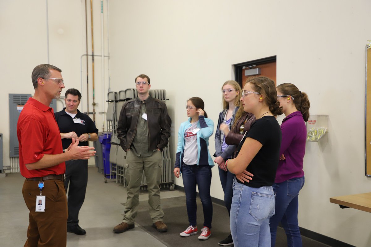 AhstechE's tweet image. Hey @bradleycorp! Thanks for showing how us the makings of an innovative and growing company! EDD students saw first hand how you problem solve in manufacturing and are able to make changes on a small and large scale. Very impressive!!! #Innovationisforeveryone #realengineering