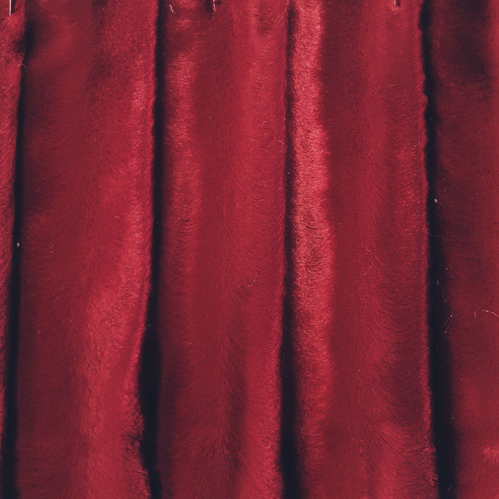 Feel FABULOUS this Autumn / Winter with our luxuriously soft Beaver Faux Fur
Available in 11 sumptuous colours - picture shows just 4 from our range ... Grey, Gold, White and Boudoir Red ❤

Extremely versatile, great for jackets, gilets, throws, cushions, and much more ...