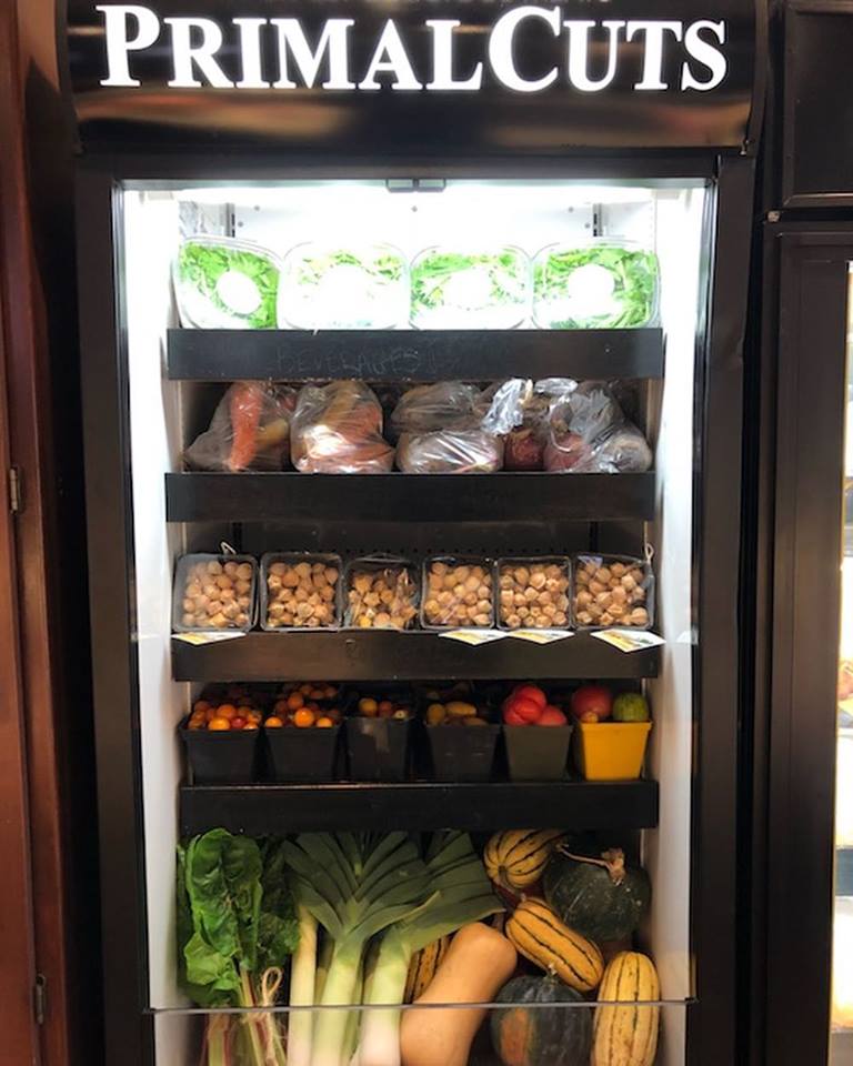 southpondfarms's tweet photo. Have you stopped by @Primalcuts101 in Ptbo to pick up your SPF farm fresh produce &amp; goods to pair with your meats? Now when you stop in at Primal Cuts, there's a whole meal waiting for you - no need to shop anywhere else! #ptbo #primalcuts #onestopshop https://t.co/DXhvYXGJv0