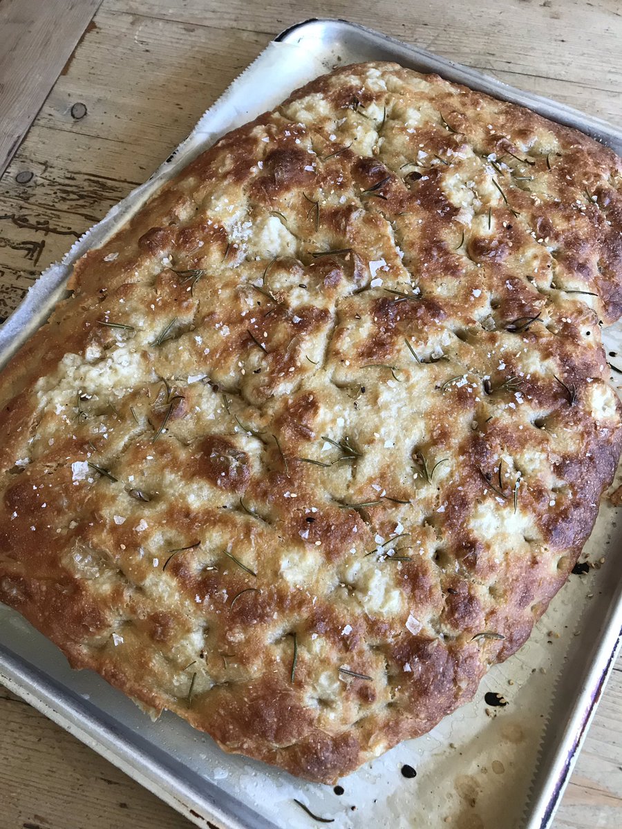 👀 incredible #tasty #foccacia - not to be missed. Just eat it straight dipped into one of our #delicious #oliveoils