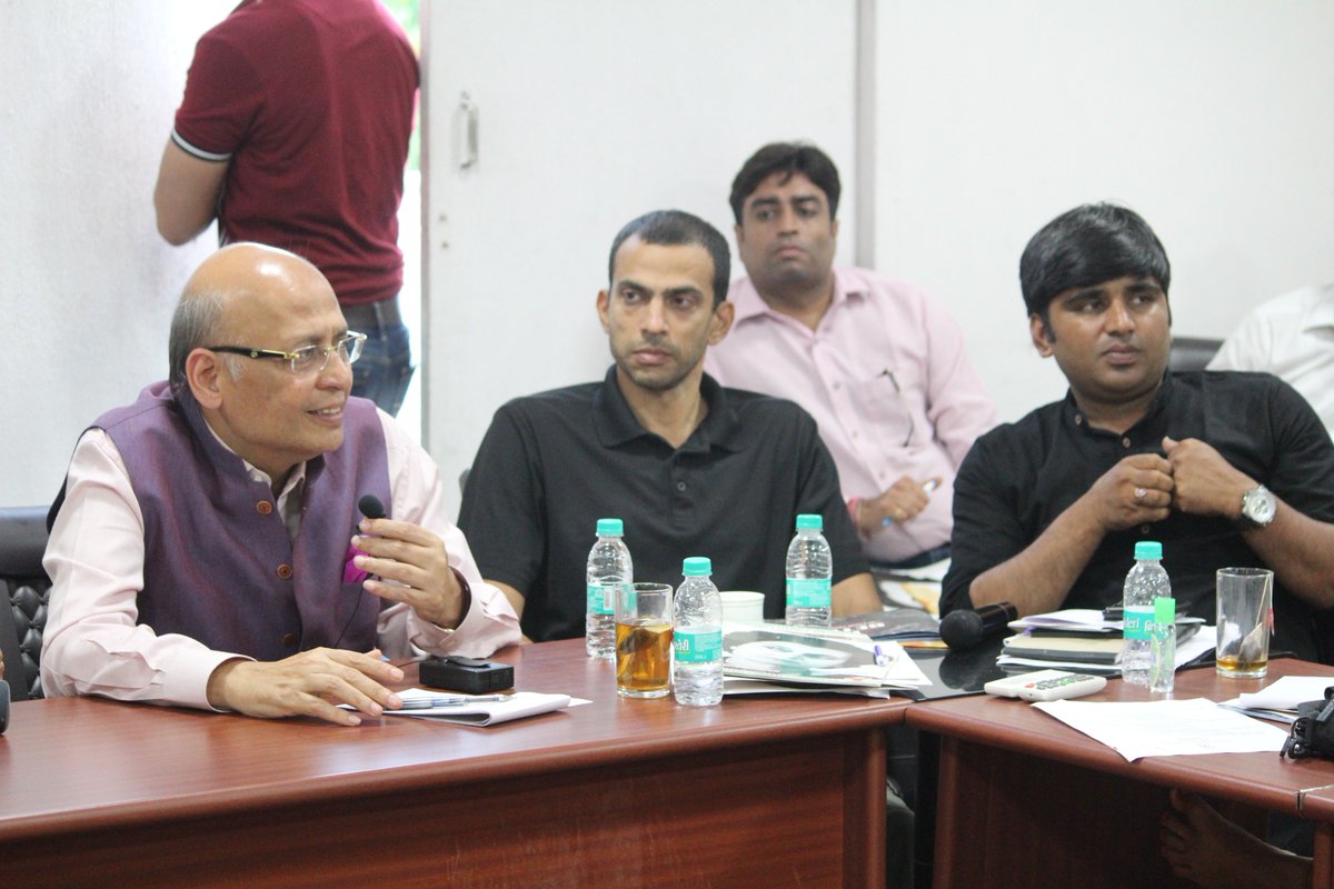 pandey_amrish's tweet photo. Respected Dr. @DrAMSinghvi ji, Kindly accept our sincere thanks for enlightening the team with your expertise and experienced thoughts.
It was a privilege to learn from you at @IYC Media Training Workshop.We look forward to seeking your guidance in many such learning sessions sir https://t.co/cq6d6KvtIl