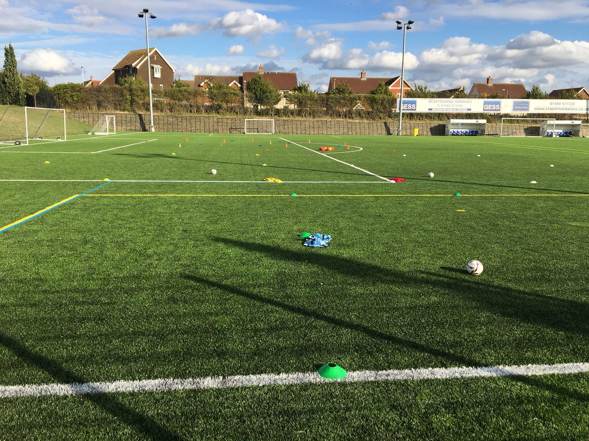 SNTFCDev_Skills's tweet photo. Another session tonight. Can’t wait to see all the effort the kids put in.

Remember:

📆 Monday’s
⏰5-6pm
📍St Neots Town FC 3G 
💷 £4 a session https://t.co/BXWFm8Klhl