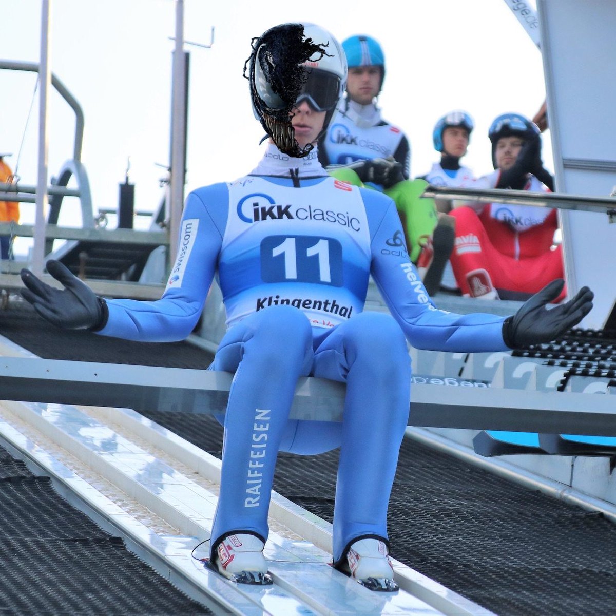 EgloffLuca's tweet photo. Competition season is over 🤷🏼‍♂️ but the next one starts soon ♠️🤙🏻 who else wants to see a little bit more of my Venom during jumping? 🤔 pic S. Link #klingenthal #skijumping #winteriscoming
Weare#VENOM https://t.co/lAYukxYHOL