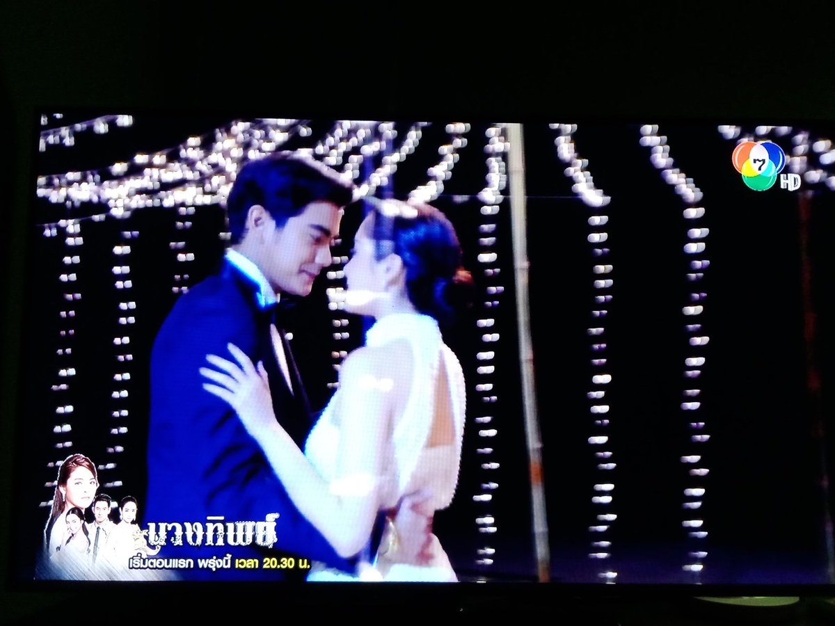 nongmookka1's tweet photo. ไม่อยากให้จบเลย รักหนังเรื่องนี้ ร้องไห้แล้วเด้ออ #ลูกไม้ลายสนธยา #ลูกไม้ลายสนธยาตอนจบ https://t.co/AbzH4hPyra