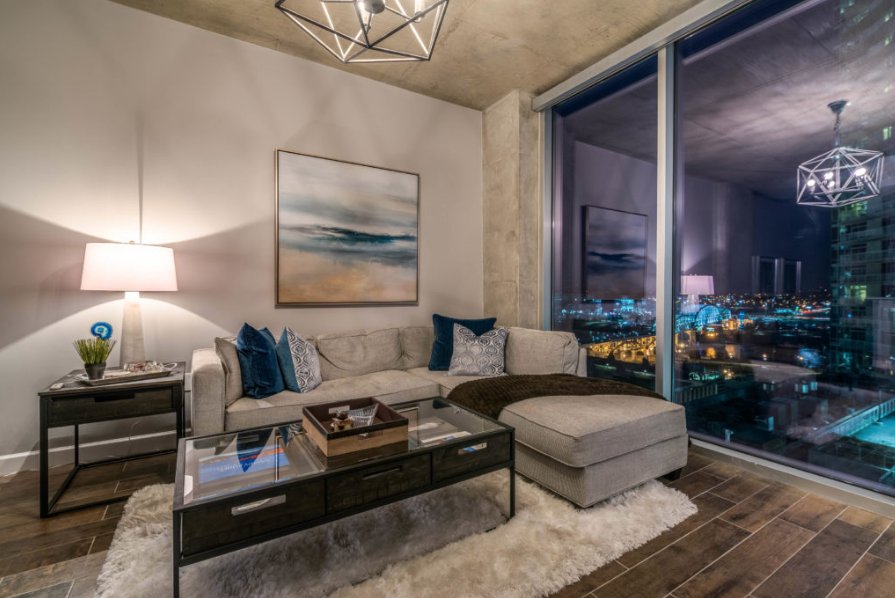 acrefeld's tweet image. Listing a vacant home, fixer-upper, or small space? You need these marketing tips! bit.ly/2xUfigy