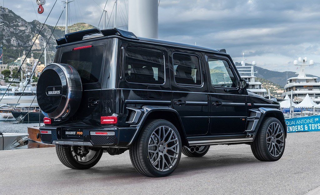 MotorsCrown's tweet photo. @Mercedes-AMG G63, la versión tope de gama y más prestacional del Clase G, pasa por las manos de uno de los principales preparadores del mercado. El nuevo @BRABUSgermany 700 Widestar, una vuelta de tuerca al todoterreno alemán.
#crowngallerymotors #fuckibgdifferent #newmodel #cgm https://t.co/6b187jgrLh