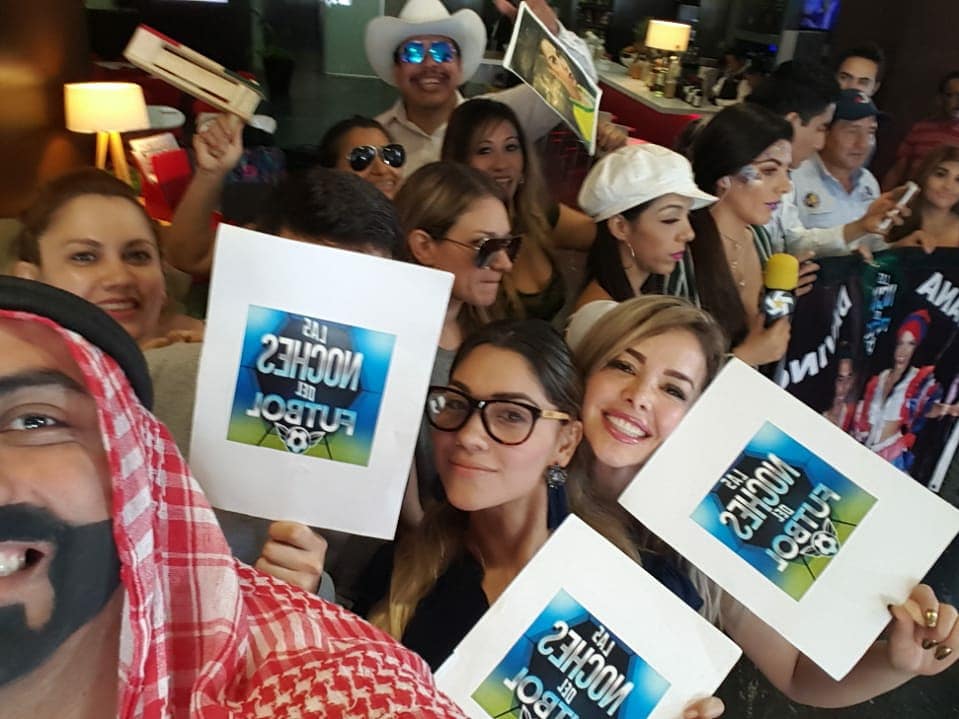 #LasNochesDelFutbol  apoyando a <a href="/luanamininiofic/">Luanamininioficial</a>  y <a href="/DavInChiPower/">DavInChi</a>  <a href="/jennyigleesias/">jenny iglesias ♡</a> <a href="/yazzauceda/">𝓨𝓪𝔃𝓶í𝓷 𝓢𝓪𝓾𝓬𝓮𝓭𝓪</a> <a href="/adrianm10/">adrián marcelo</a> <a href="/juanalfaroshow/">@juanalfaroshow</a> rumbo a la gran final de #Bailadísimo