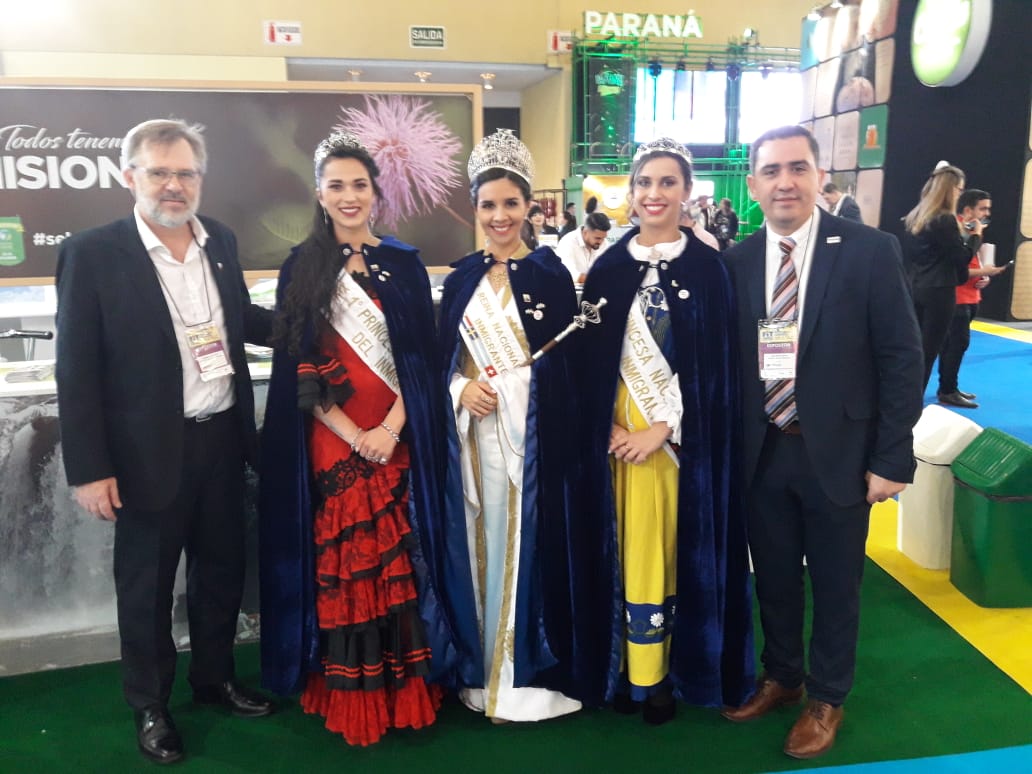 OberaesNoticia's tweet photo. #TURISMO La @FInmigrantes dijo presente en la @feriadeturismo
https://t.co/JZlYrFJn0D

@TurismoMisiones @jmaposadas https://t.co/q6Sa9mpvxy