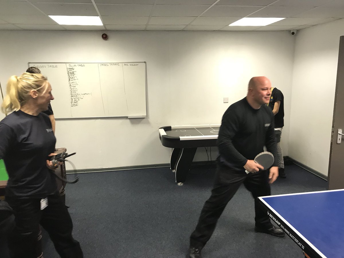 CATCHLeeds's tweet photo. White Watch from Killingbeck Fire Station popping into our youth session & speaking to our young people. It turns out the crew are awesome at table tennis too! Lots of positive activities planned with this team. #YouthEngagement #BuildingRelationships #RespectFireFighters
@WYFRS https://t.co/Nl8fjZLNGt