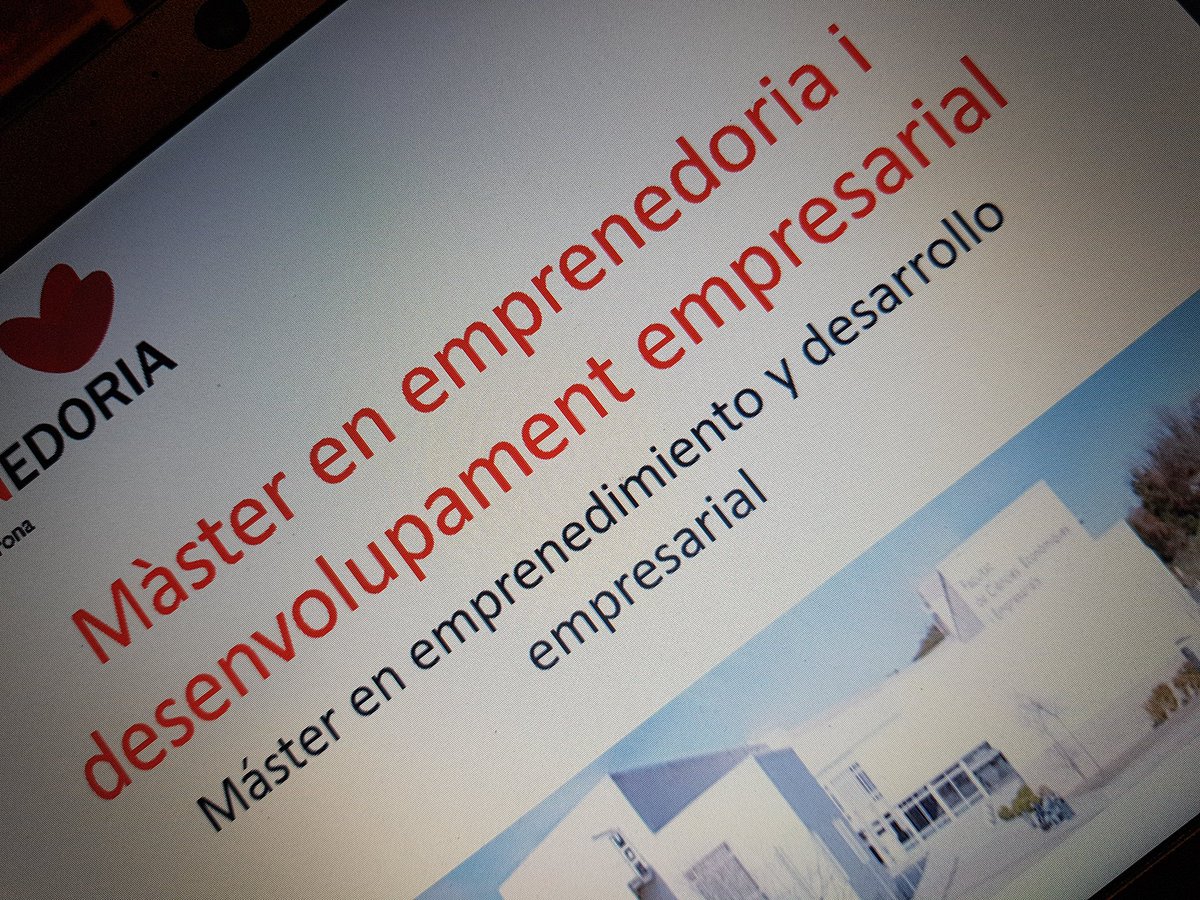 AndreaBikfalvi's tweet photo. Iniciem nou curs #masterMEDE! Sessió de benvinguda i #MarketResearch! Welcome to @univgirona @udgmasters amb @PilarMarquesGou i @DianaBallart https://t.co/EkestmiGPK