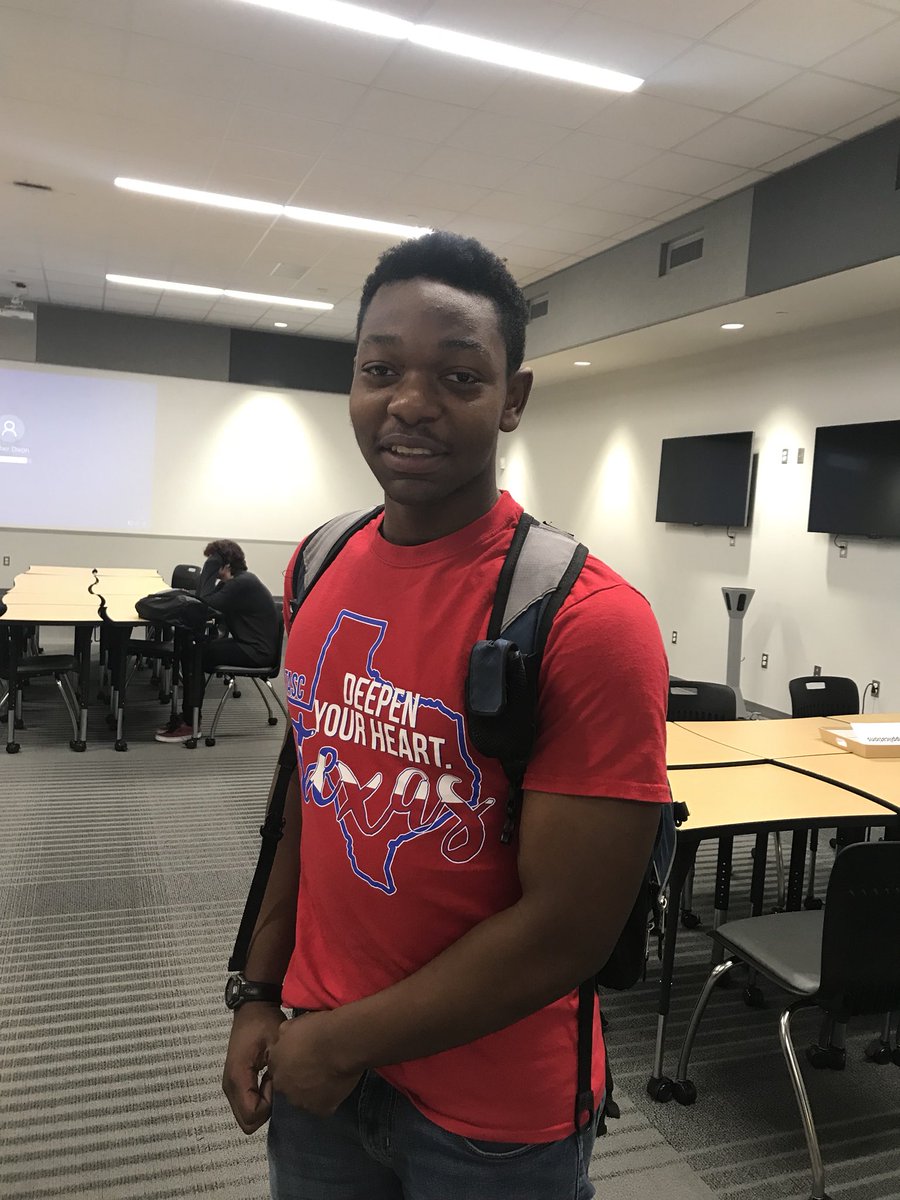 SCHSAdvAca's tweet photo. Congratulations to @ShadowCreekHS 🦈 Kelvin Doe, our National Merit semifinalist. An amazing person and student! #Apcapstonediploma #APscholar https://t.co/zYFnYJnRG0