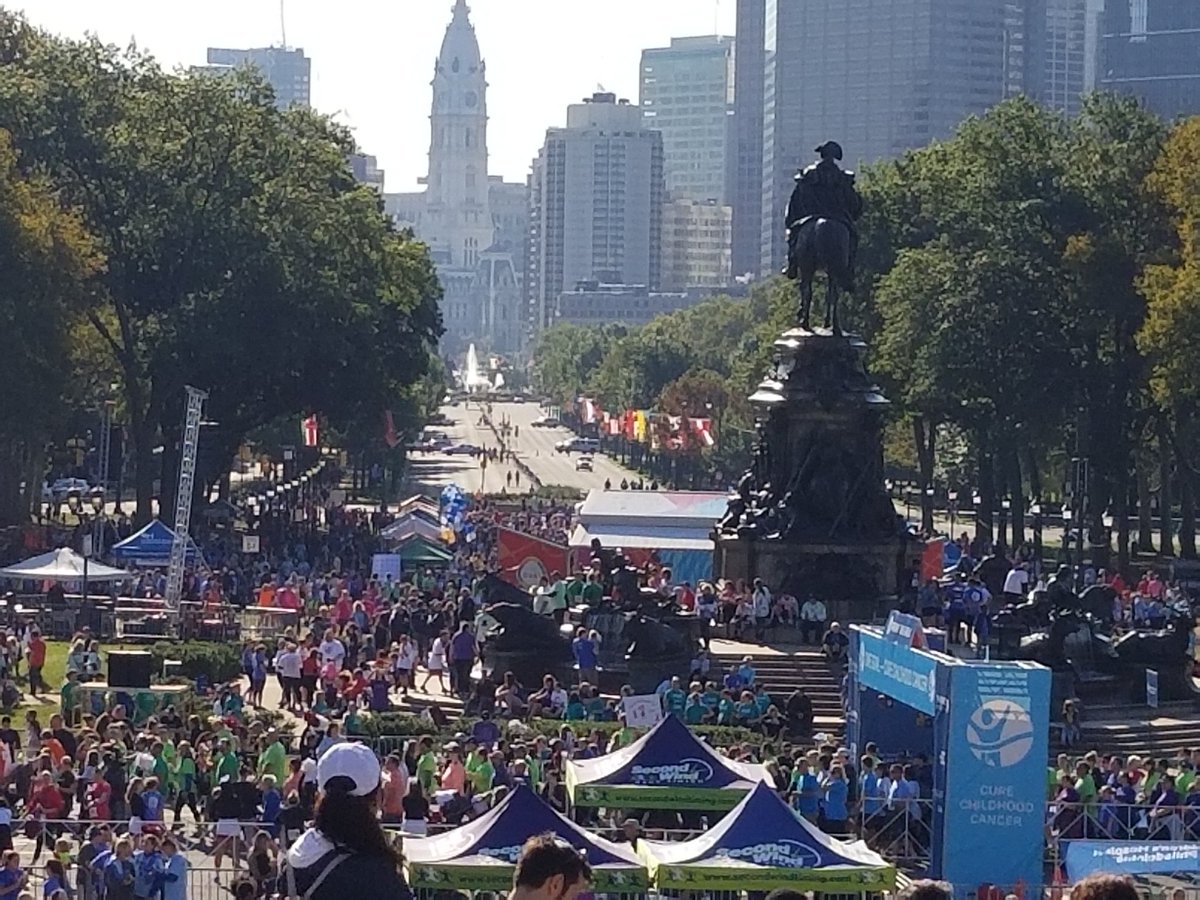 GraysonSaves's tweet photo. Great day in Philly at the Parkway raising money for Pediatric cancer. https://t.co/5On7aKcp9j