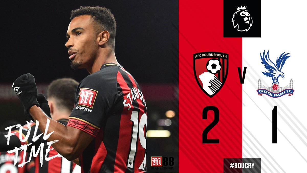 afcbournemouth's tweet photo. Three points under the lights 😍 https://t.co/v60geP3Ot5