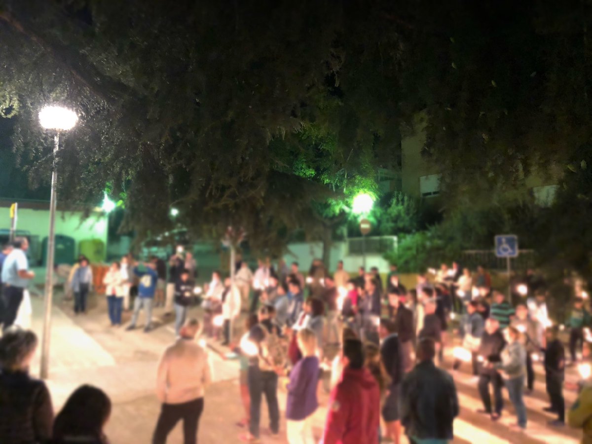 ANClAleixar's tweet photo. Vam votar i vam guanyar! Estrena documental #1oLAleixar i marxa de torxes 🔥 #NiOblitNiPerdó Inauguració de la Pujada U d’Octubre #Recuperem1Oct #1OctAlCarrer
@ANC_Vilaplana @ANC_Reus @AdvocatsReus1O @riudomsxindepen https://t.co/QgQYVNWBw4