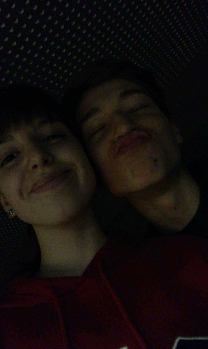 satanslilprinx's tweet photo. Just feel like a special unicorn, still figuiring stuff out, but I am happy #nonbinarybeauties #nonbinary ππππππ https://t.co/lvLgfkWyiO