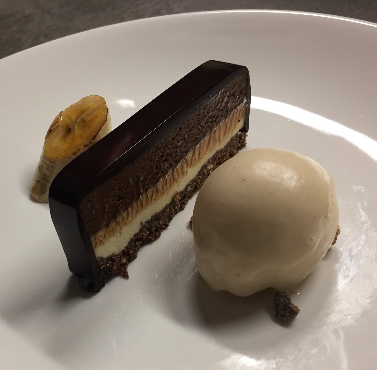 ChefAshSaman's tweet photo. What fun we’ve had last night @purorestaurant #popup #bristolevent #tastingmanu #lastcourse #chocolate #banana @CrumbsMag @chefcharlieh @Wriggle_Bristol @ChefsCollection @ThePigGuide @bristol247 @Bristol_Eats @NatalieBrereton @recruitingchefs https://t.co/qxBw4unSva