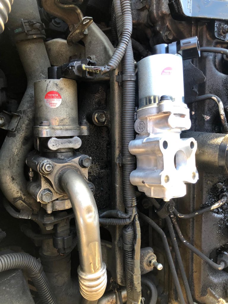 GmMechanics's tweet photo. Hello October 🍁🎃

Here’s some pictures from an EGR valve we replaced this morning on a Lexus is220d.
#mobilemechanic #hellooctober #wheredidseptembergo #Lexus #vehiclerepair #ManicMonday #gmmobilemechanics https://t.co/qsghWw9bYs