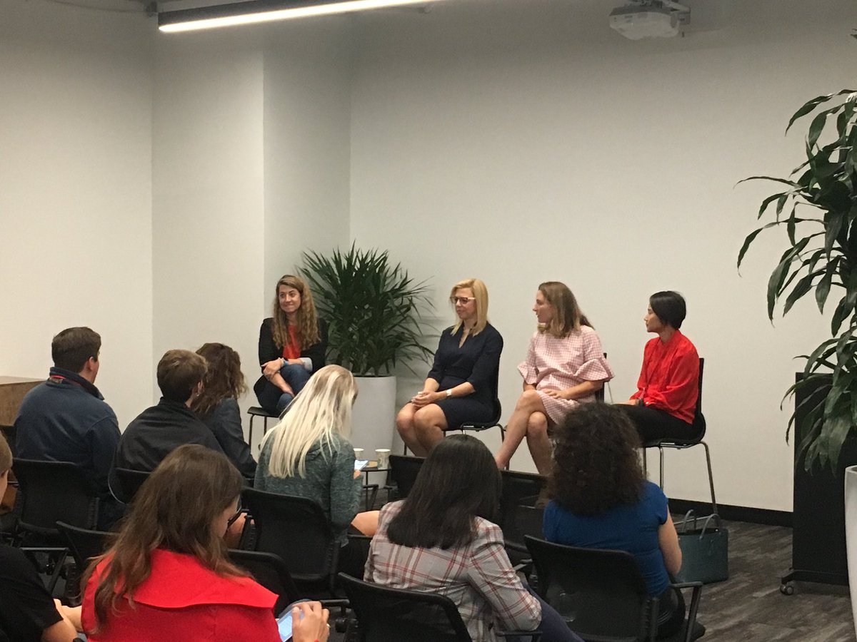 RNAeatsbugs's tweet photo. Lil’ Clara loved the #WomenInDeepTech panel, moderated by @merbutter at @ValkyrieIntel w/ @LisaAndradeM33, #founder/CEO at @M33LLC; Erin Keys of @ATI_UT; &amp;
@vtruskett,  Dir of #Technology, #Innovation &amp; Dev at @UTAustin.

 #cfwomenintechsummit #CFWomenInTech #womenintech #STEM https://t.co/AHQLfSvn1f