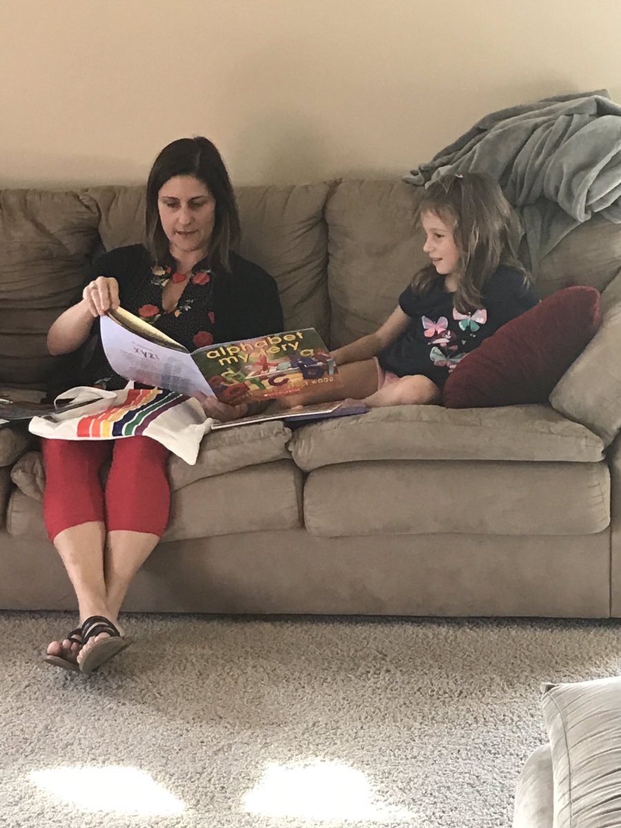 mccauslink's tweet photo. Mrs. Barrick came to our house to read with Emma! What a great way to show students you care!! https://t.co/NX2AeaJrFi
