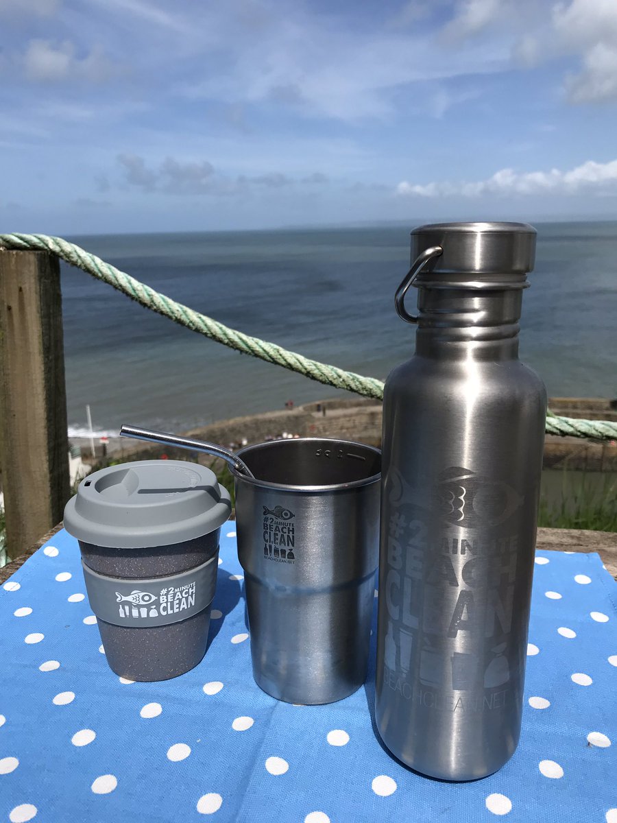 2minuteHQ's tweet photo. So what can you do now.
#DrowingInPlastic 
No single use.
Use a canteen.
No take away coffee cups.
Buy a forever cup.
Use a Guppy bag in your machine.
Use a cotton shopping bag.

Say no. Shout loud. Tell them.

Together we can make a difference 💙🌍

https://t.co/lFBh57zPGq https://t.co/bdKFtx8DEX