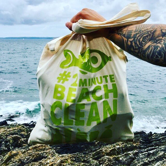 2minuteHQ's tweet photo. So what can you do now.
#DrowingInPlastic 
No single use.
Use a canteen.
No take away coffee cups.
Buy a forever cup.
Use a Guppy bag in your machine.
Use a cotton shopping bag.

Say no. Shout loud. Tell them.

Together we can make a difference 💙🌍

https://t.co/lFBh57zPGq https://t.co/bdKFtx8DEX