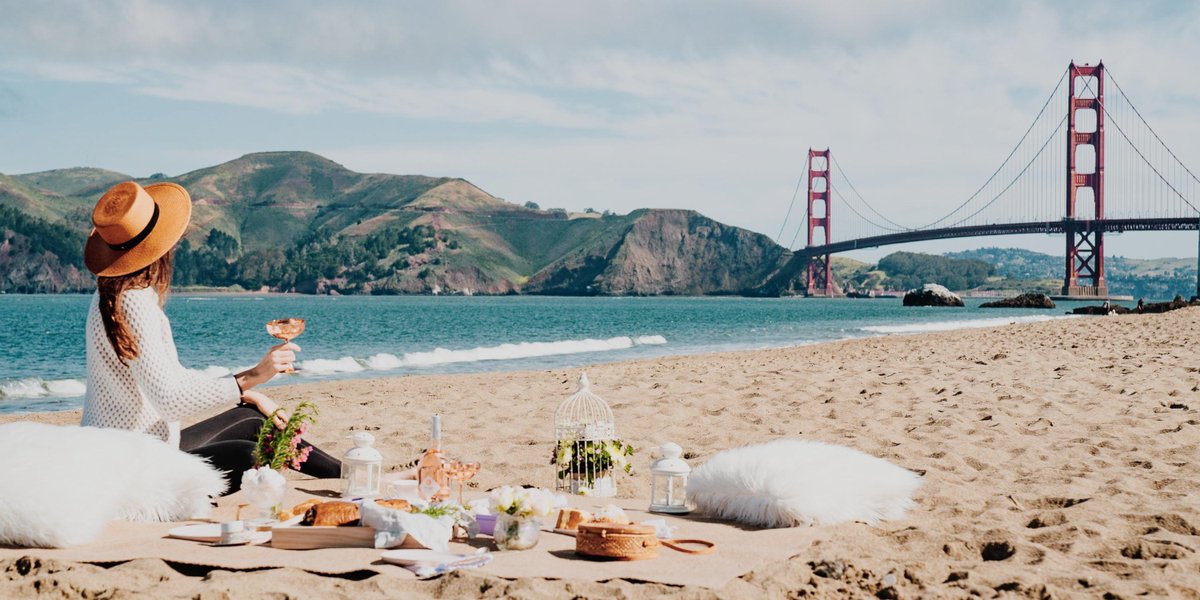 Happy #October1st! Did you know? October is one of the best months to visit San Francisco. Discover the events &amp; festivals taking place throughout the month: bit.ly/2Qk9PHy <a href="/onlyinsf/">Only in SF @ 🌁</a> #HappyOctober #HelloOctober