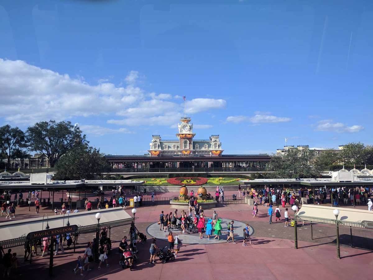 MousePlanning's tweet image. Happy 47th birthday to the Most Magical Place on Earth!

#DisneyWorld #MagicKingdom
