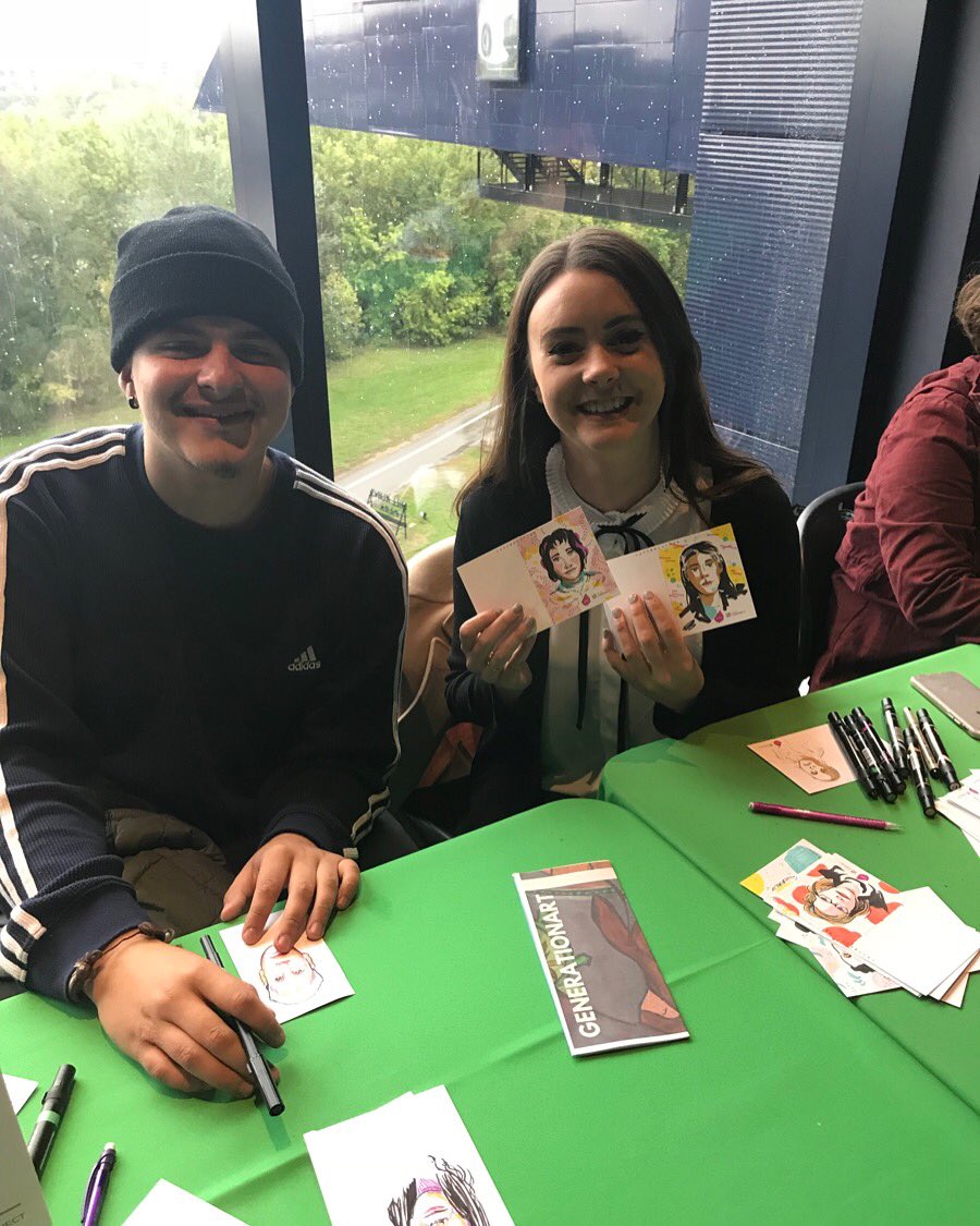 JXTA_ARTS's tweet photo. Shoutout to our Graphics peeps Patricio DeLara ( @delaracreative ) and Greta Kotz ( @kotzgreta ) for doing live “careercatures” with @PollenMidwest at this year’s #bushconnect event! https://t.co/dbQucUkRpr