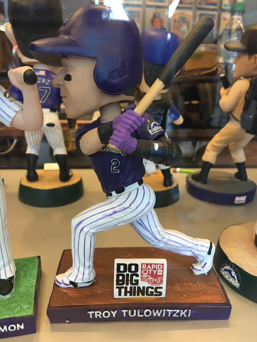 csisun's tweet photo. Apparently I found Tulo at Dodgers Stadium... #GoRockies https://t.co/8AQjy4d2Kw