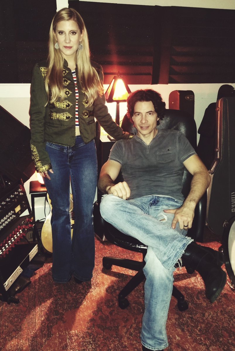 AJayneOfficial's tweet photo. Michigan, we are coming your way this Friday and Saturday night @acorntheater and 20 Front Street! https://t.co/Gp8ThldIB9