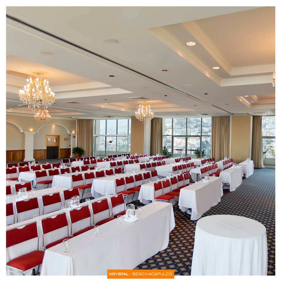 En espacios amplios y funcionales, lleva tus conferencias a la #KrystalBeachAcapulco y permítenos ser parte de tus éxitos.
