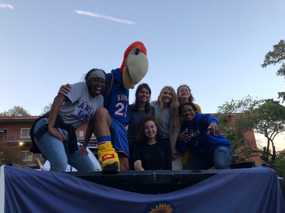 kuashc's tweet photo. The scholarship halls made themselves known in our most extravagant Homecoming week in recent memory! 

Thank you to all residents who participated, and thank you to @kustudentalumni for having us! https://t.co/0H0JtzZwD2