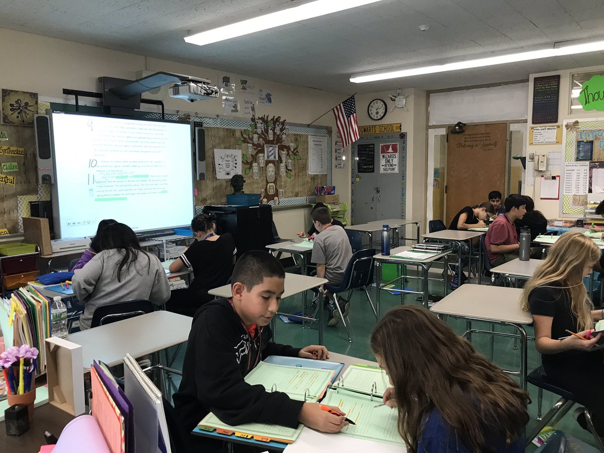 IHartELA's tweet photo. I loved watching my students take charge and work collaboratively with their partners by annotating a text. #proudteacher #closereaders @WTClarkeMS https://t.co/7FR95NNoMq