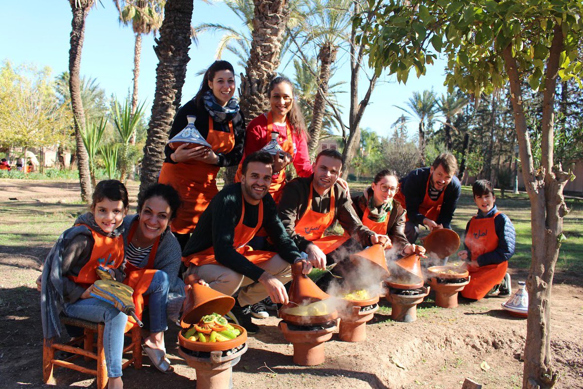 moroccopedia's tweet photo. When traveling to a new place for the first time, there is no better way to immerse yourself in the country’s culture than through its cuisine and a Moroccan cooking class is one of the best ways to do it #marrakech #cookingclass #moroccopedia #planetmarrakech https://t.co/s5YtiPeqSp