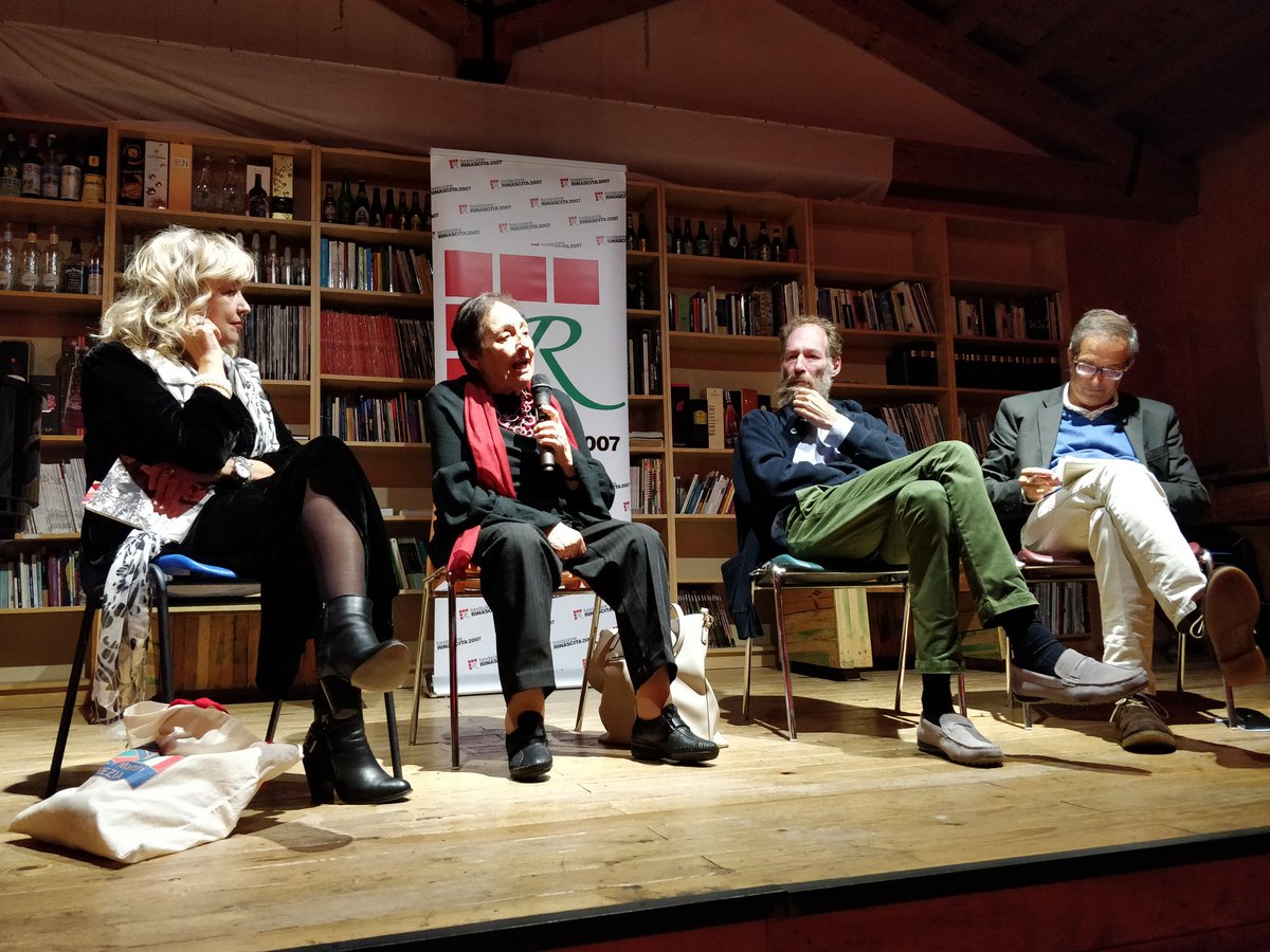 FR2007venezia's tweet photo. #Lia #Finzi "dal buio alla luce" #libro #storia #ricerca #vita #Mestre con @MarcoBorghi_Ve @panavdi62 @isabellaalbano @fondadem @Anpinazionale @radiocafoscari @pandorarivista @striscia_rossa @CSEttoreLuccini @larginepolitica https://t.co/Yp4WiqJ5u2