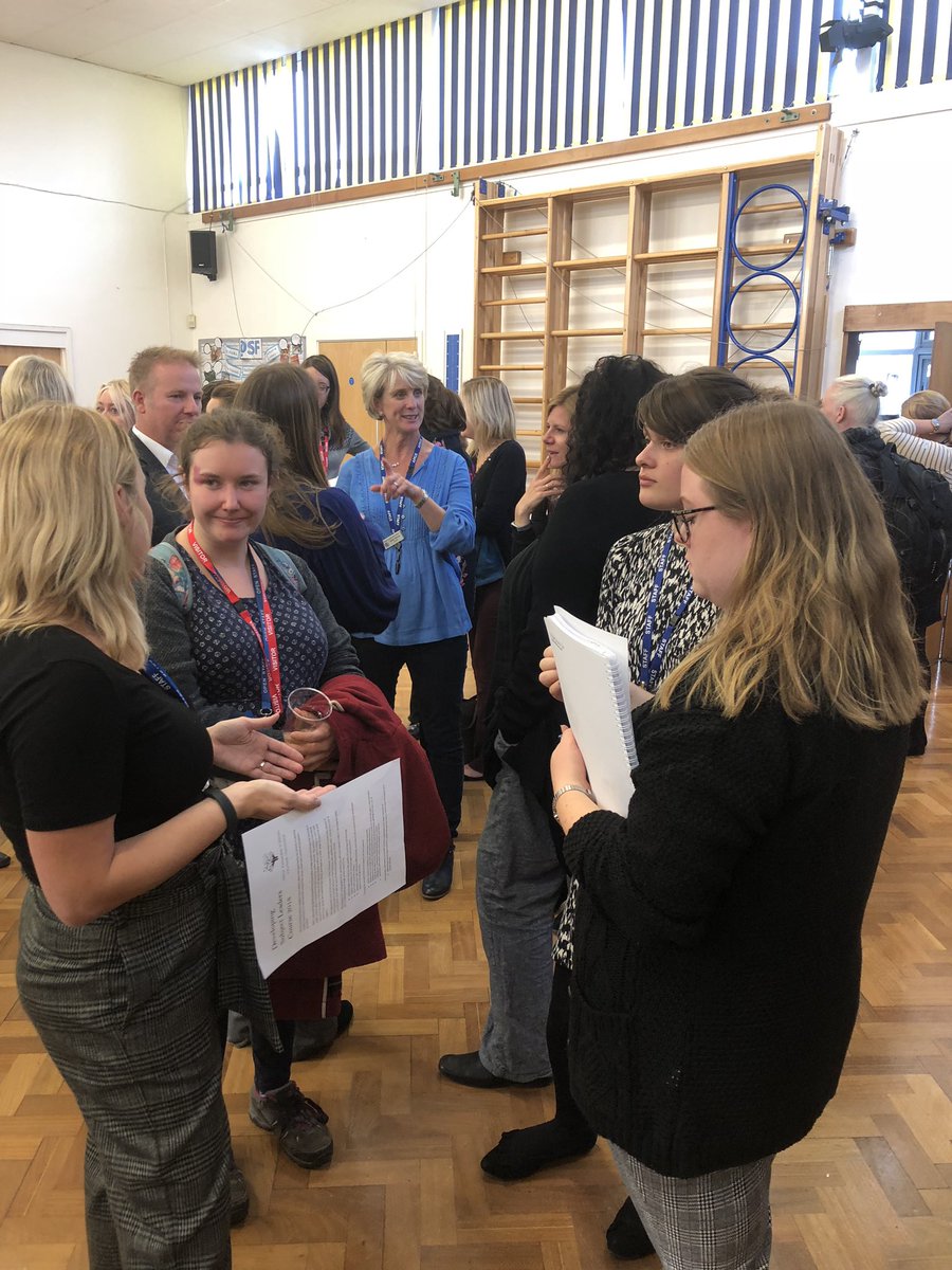 FreemanPrimary's tweet photo. We hosted our first Teach Meet tonight. Great to network with other teachers in Didcot. #SFlearn https://t.co/3wghticUxB