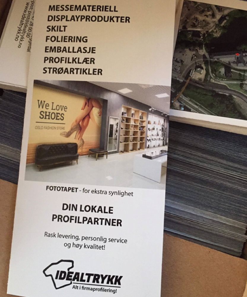 idealtrykk's tweet photo. Vi tar ikke høstferie før i slutten av uka. I mellomtiden produserer og leverer vi alt dette og mere til! post@idealtrykk.no - 47 28 00 00 #trykkeri #storformat #print #trykk #profilering #bedriftsprofilering #reklame https://t.co/ordMTIH8PG