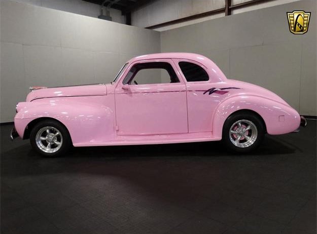 ClassicCars_com's tweet image. Are pink cars hot or not? Let us know what you think. 1940 Oldsmobile Street Rod: classiccars.com/listings/view/…

#classiccarsdotcom #driveyourdream #forsale #oldsmobilestreet #1940s