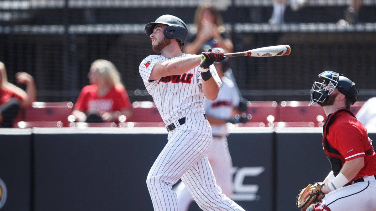 LouisvilleBSB's tweet photo. 🚨 NEWS 🚨: @d1baseball Ranks Louisville's 2018 Recruiting Class No. 3 Nationally #L1C4 

📰 https://t.co/o7JrsrWQwd https://t.co/ZZCnt1cgJU