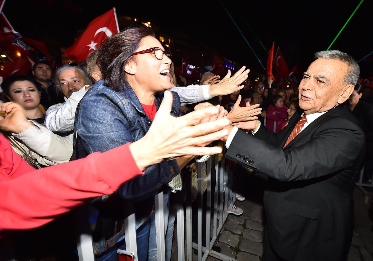 Teşekkürler İzmir.. Bana verdiğin bu büyük onur için..