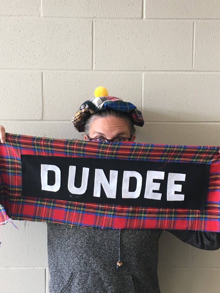 Dundee, please exercise your thumbs with your best welcome to your newest members, Ms. DeJong and Ms. Greco! #newclanmembers #whatsyourclan #Dundeeproud